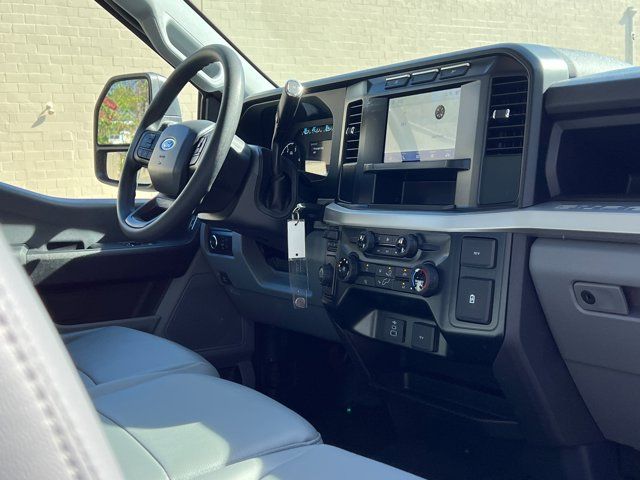 2024 Ford Super Duty F-350 SRW XL