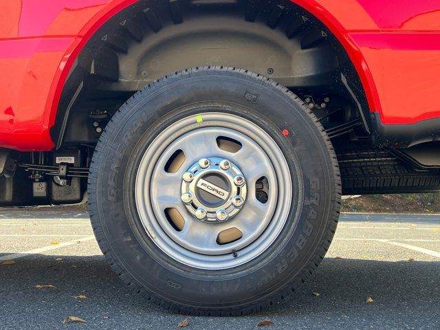 2024 Ford Super Duty F-350 SRW XL
