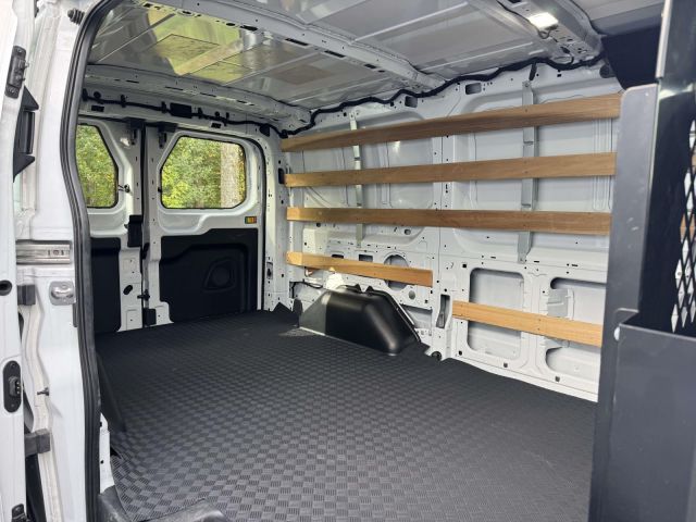 2024 Ford Transit Cargo Van T-250 130 Low Rf 9070 GVWR RWD 2024 Ford Transit Cargo Van T-250 130 Low Rf 9070 GVWR RWD