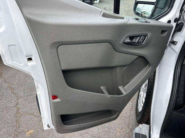 2024 Ford Transit Cargo Van T-250 130 Low Rf 9070 GVWR RWD 2024 Ford Transit Cargo Van T-250 130 Low Rf 9070 GVWR RWD