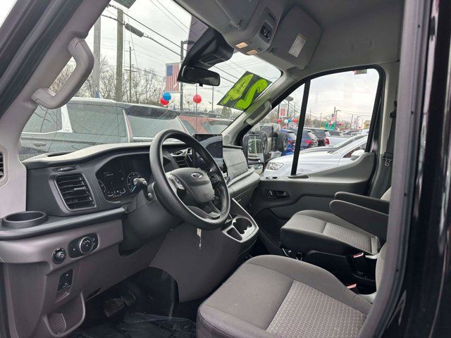 2024 Ford Transit Passenger Wagon XL