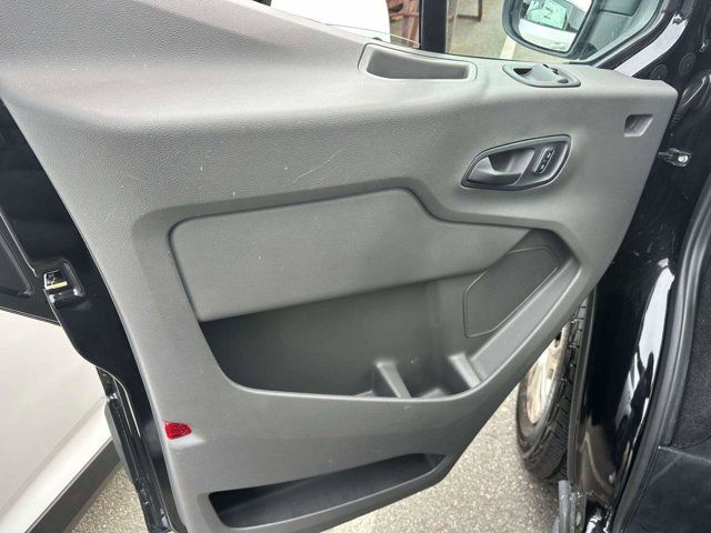 2024 Ford Transit Passenger Wagon XL