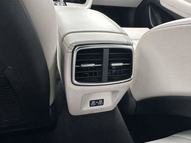 2024 Genesis G70 2.5T