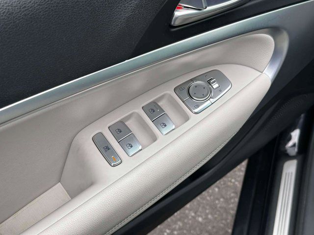 2024 Genesis G70 2.5T