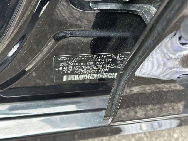 2024 Genesis G70 2.5T