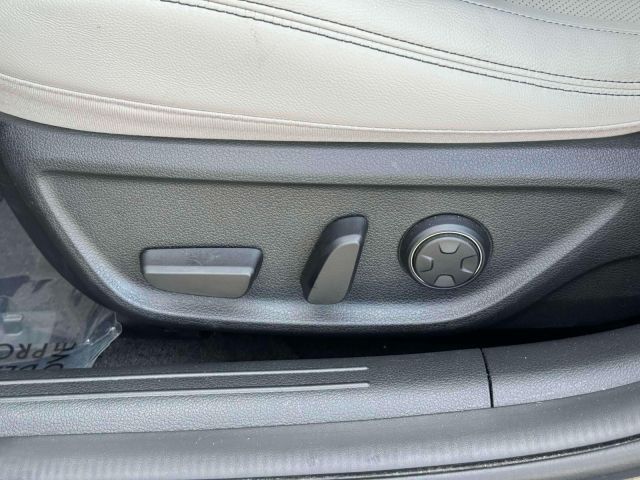 2024 Genesis G70 2.5T AWD