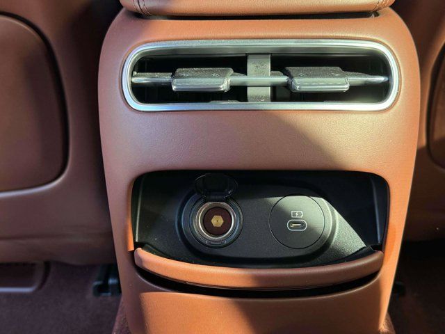 2024 Genesis G90 e-SC