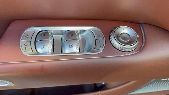 2024 Genesis G90 e-SC