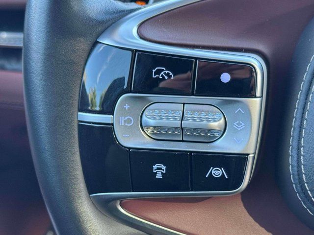 2024 Genesis G90 e-SC