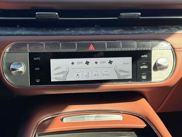 2024 Genesis G90 e-SC