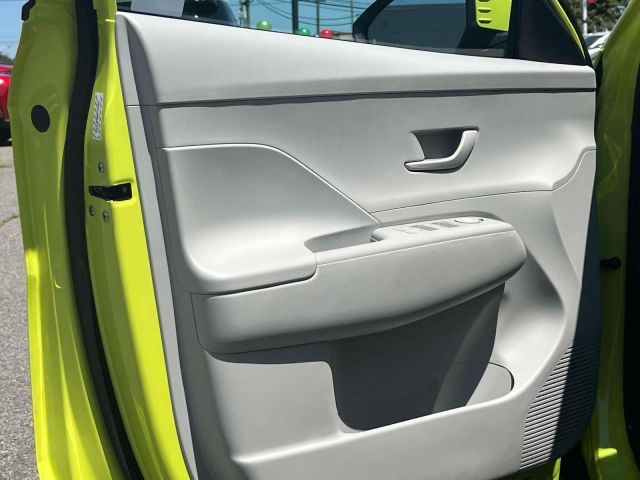 2024 Hyundai Kona SE AWD