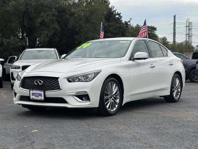 2024 INFINITI Q50 LUXE 2024 INFINITI Q50 LUXE