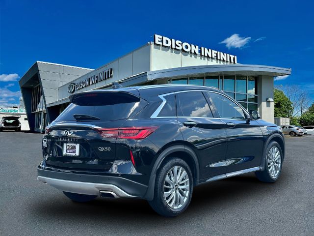 2024 INFINITI QX50 LUXE AWD