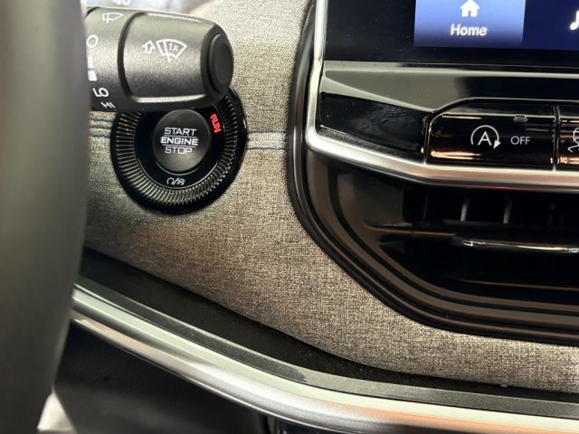 2024 Jeep Compass Latitude 2024 Jeep Compass Latitude