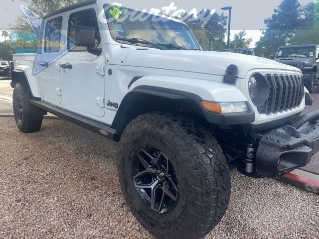 2024 Jeep Gladiator Sport S