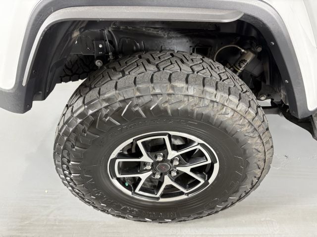 2024 Jeep Gladiator Sport S