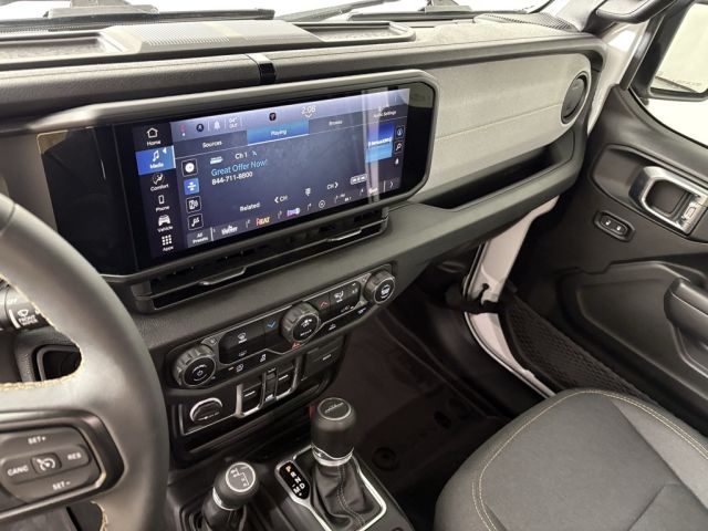 2024 Jeep Gladiator Sport S