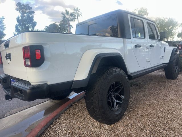 2024 Jeep Gladiator Sport S