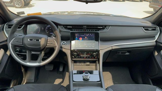 2024 Jeep Grand Cherokee Altitude X 4x4