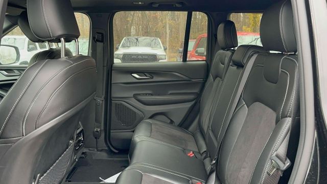 2024 Jeep Grand Cherokee Altitude X 4x4