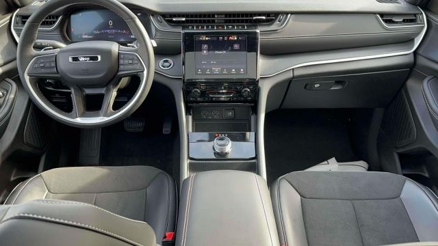 2024 Jeep Grand Cherokee Altitude X 4x4 2024 Jeep Grand Cherokee Altitude X 4x4