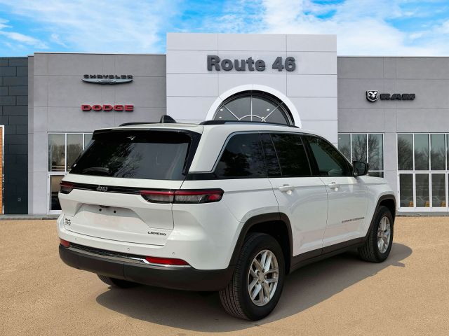2024 Jeep Grand Cherokee Laredo X 4x4