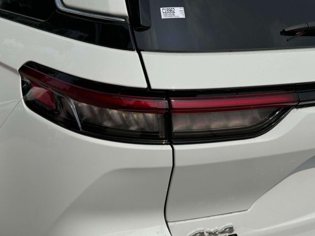 2024 Jeep Grand Cherokee Laredo X 4x4