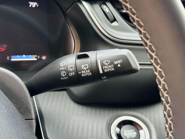 2024 Jeep Grand Cherokee Laredo X 4x4