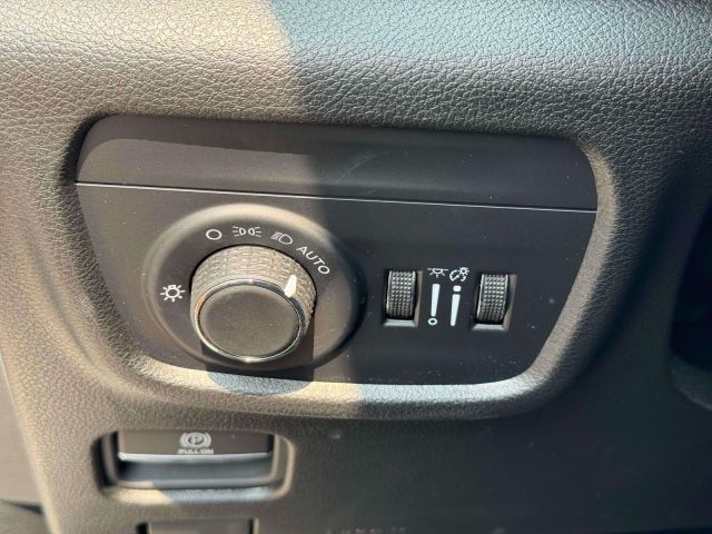 2024 Jeep Grand Cherokee Laredo X 4x4