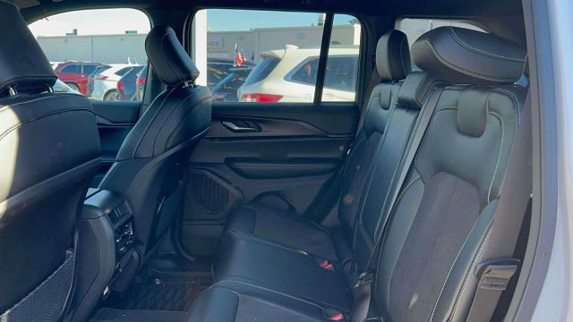 2024 Jeep Grand Cherokee Altitude X 4x4 2024 Jeep Grand Cherokee Altitude X 4x4