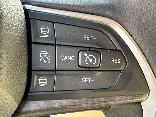 2024 Jeep Grand Cherokee Limited 4x4 2024 Jeep Grand Cherokee Limited 4x4