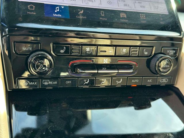 2024 Jeep Grand Cherokee Limited 4x4 2024 Jeep Grand Cherokee Limited 4x4