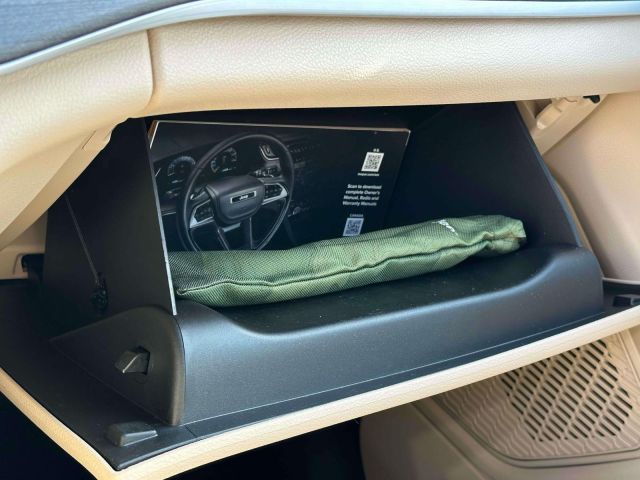 2024 Jeep Grand Cherokee Limited 4x4 2024 Jeep Grand Cherokee Limited 4x4