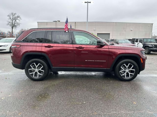 2024 Jeep Grand Cherokee Limited 4x4 2024 Jeep Grand Cherokee Limited 4x4