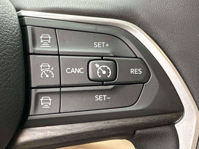 2024 Jeep Grand Cherokee Limited 4x4 2024 Jeep Grand Cherokee Limited 4x4