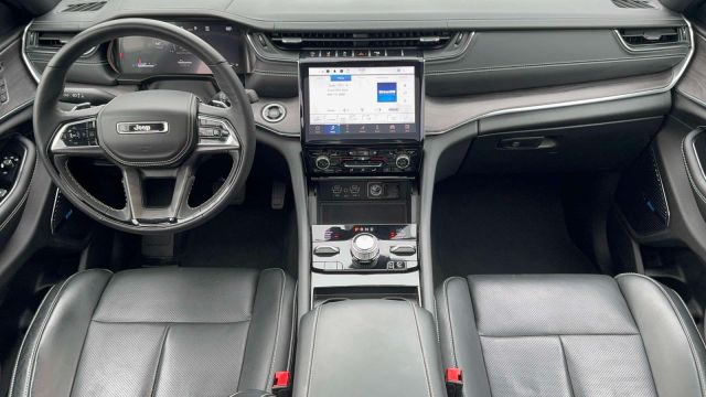 2024 Jeep Grand Cherokee Overland 4x4 2024 Jeep Grand Cherokee Overland 4x4