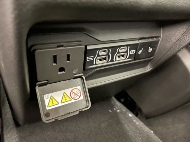 2024 Jeep Grand Cherokee Base 4xe 2024 Jeep Grand Cherokee Base 4xe