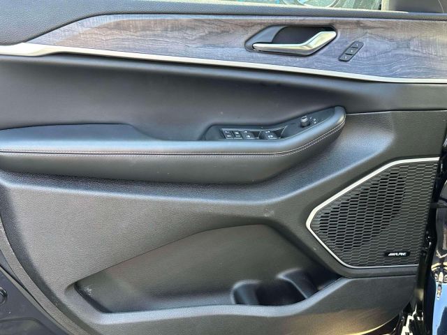 2024 Jeep Grand Cherokee 4xe Anniversary Edition 4x4 2024 Jeep Grand Cherokee 4xe Anniversary Edition 4x4