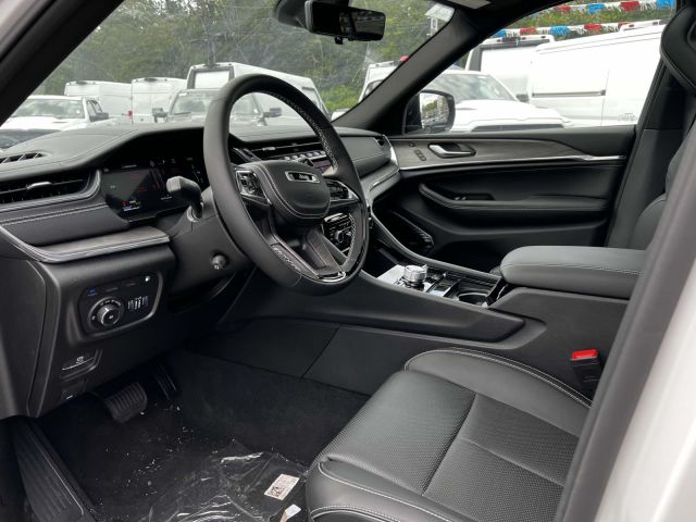 2024 Jeep Grand Cherokee 4xe Overland 4x4