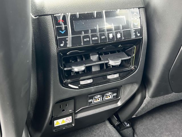 2024 Jeep Grand Cherokee 4xe Overland 4x4