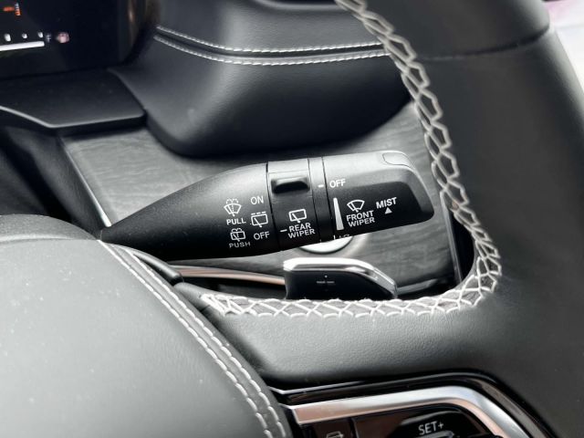 2024 Jeep Grand Cherokee 4xe Overland 4x4