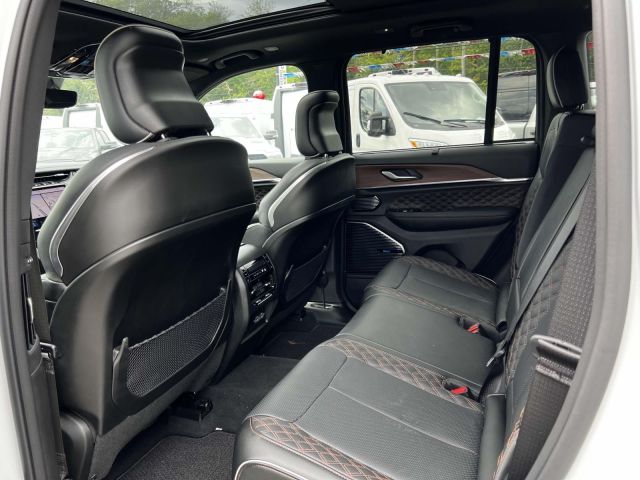 2024 Jeep Grand Cherokee 4xe Summit 4x4