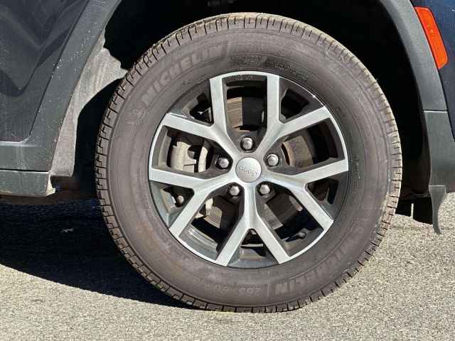 2024 Jeep Grand Cherokee L Limited 4x4 2024 Jeep Grand Cherokee L Limited 4x4