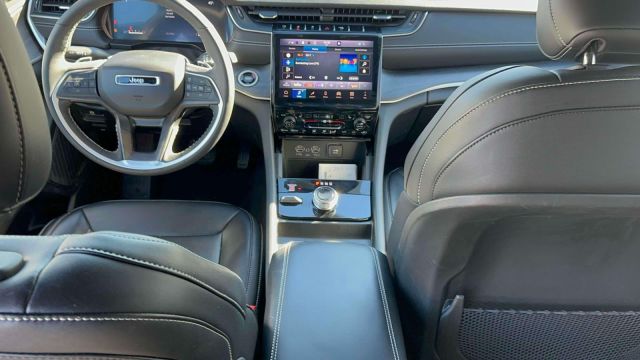 2024 Jeep Grand Cherokee L Limited 4x4 2024 Jeep Grand Cherokee L Limited 4x4