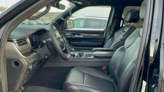 2024 Jeep Wagoneer 4x4 2024 Jeep Wagoneer 4x4