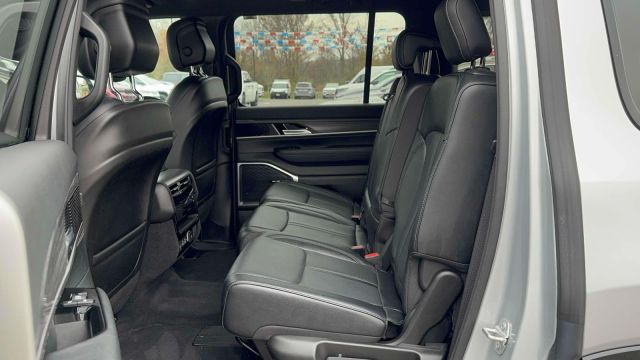 2024 Jeep Wagoneer Series II 4x4