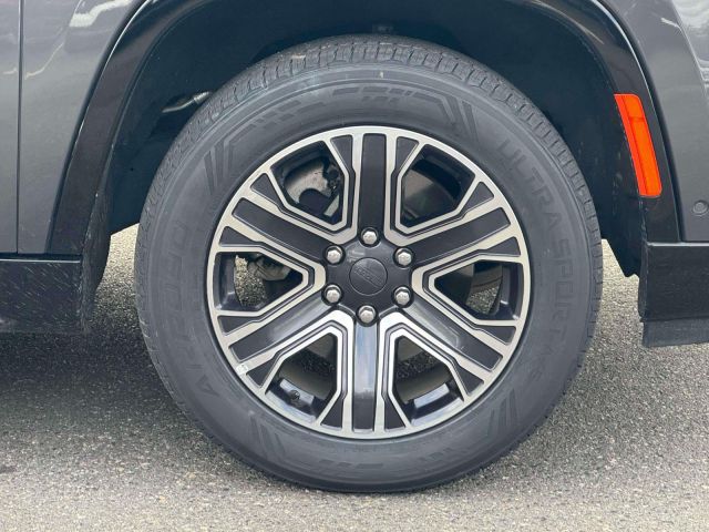 2024 Jeep Wagoneer L Series II 4x4