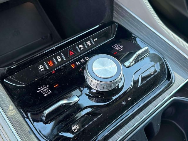 2024 Jeep Wagoneer L Series III 4x4