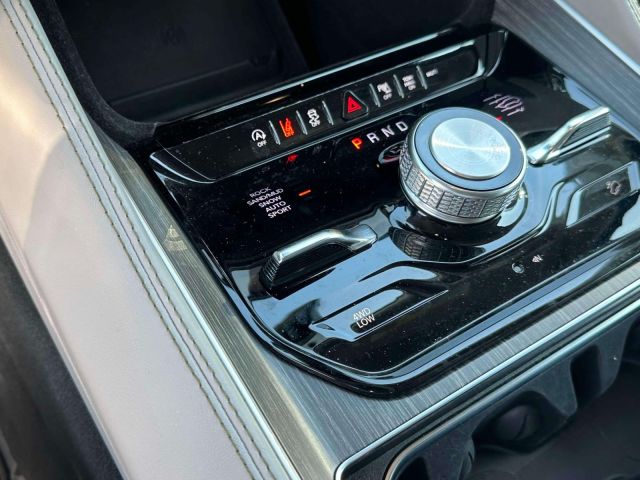 2024 Jeep Wagoneer L Series III 4x4