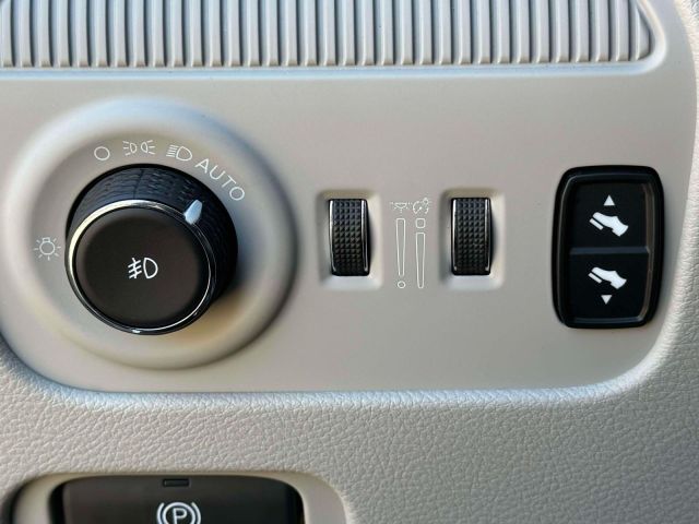 2024 Jeep Wagoneer L Series III 4x4 2024 Jeep Wagoneer L Series III 4x4